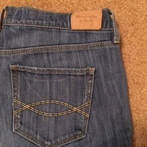 Abercrombie & Fitch Perfect Stretch “Emma” jean